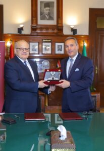 بنك مصر يدعم مستشفيات جامعة القاهرة  بمبلغ 160 مليون جنيه