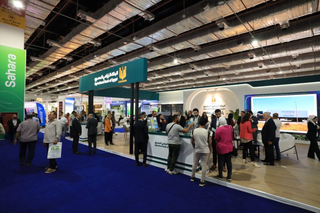 البنك الزراعي المصري يستعرض أحدث برامجه التمويلية لتنمية القطاع الزراعي بمعرض صحارى