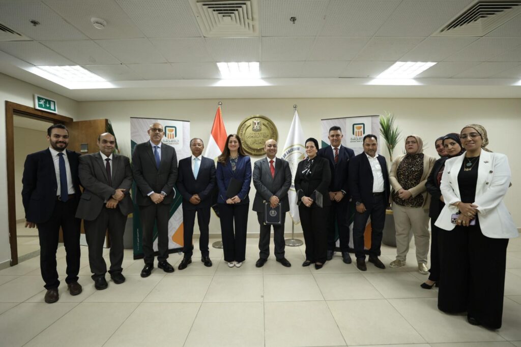 البنك الأهلي يوقع بروتوكول تعاون مع وزارة التربية والتعليم