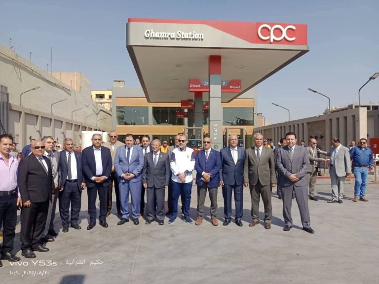 محافظ القاهرة ورئيس شركة التعاون للبترول : يفتتحان أول محطة وقود بحي الشرابية 