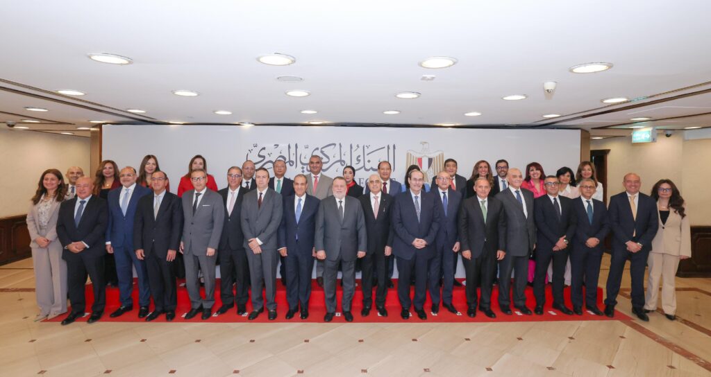 بنك مصر يشارك في مبادرة ”افتح حسابك في مصر” للعاملين بالخارج