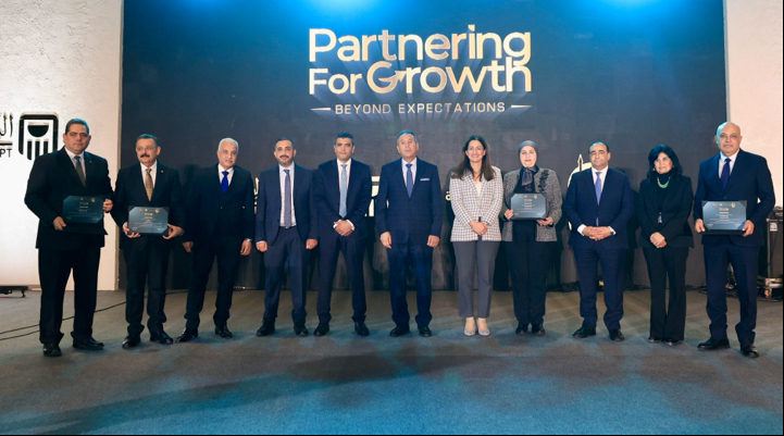 البنك الأهلي ومصر لتأمينات الحياة يطلقان حزمة جديدة من منتجات التأمين البنكي