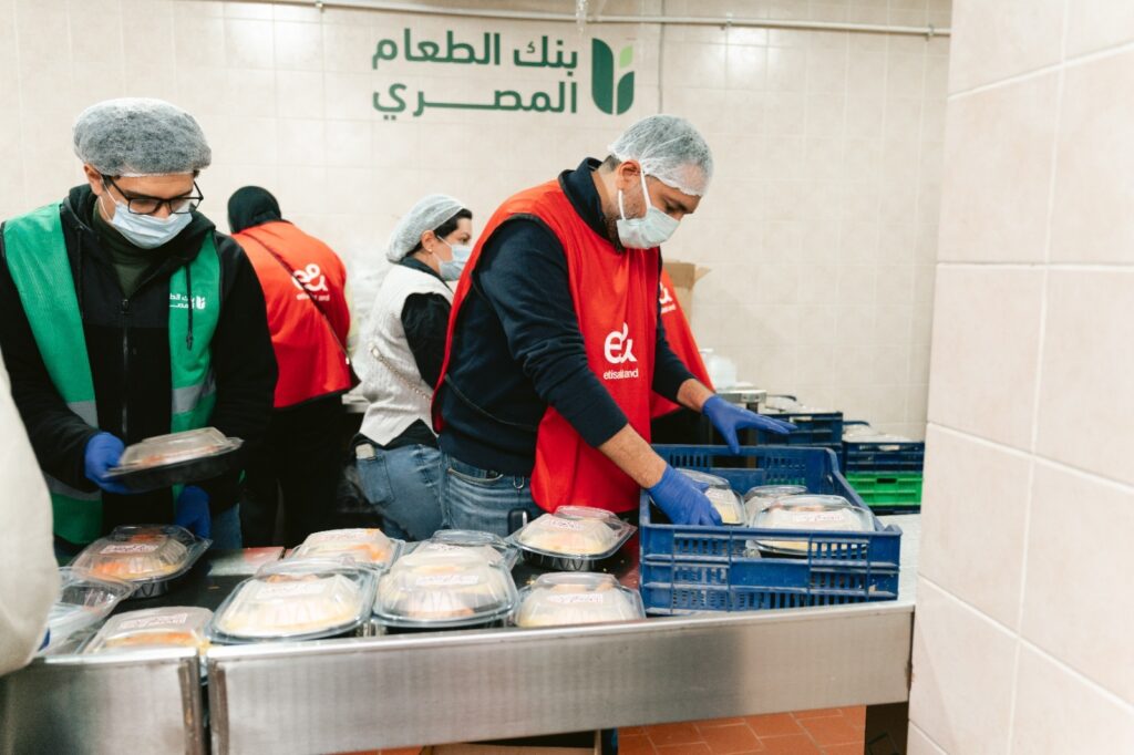 إي آند مصر تطلق مبادرة "طبق العيلة" وتنظم فعاليات  عزومة العيلة  لدعم الأسر المستحقة خلال رمضان