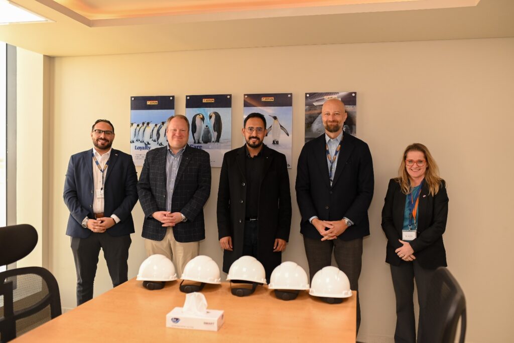 جوتن تستضيف السفير النرويجي في مصنعها المتطور مؤكدة التزامها لدعم خدمة السوق المصري 