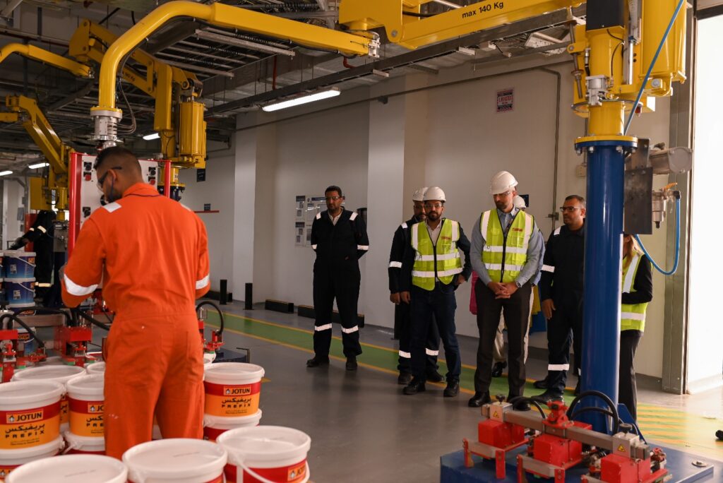 جوتن تستضيف السفير النرويجي في مصنعها المتطور مؤكدة التزامها لدعم خدمة السوق المصري 